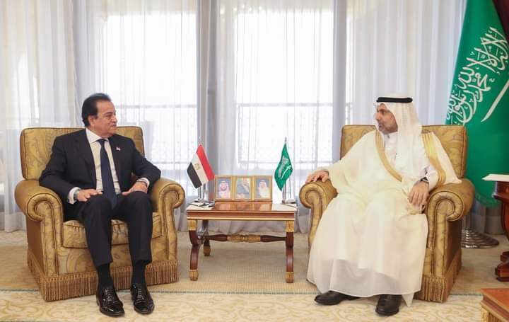 تعاون مصري سعودي في مجالات توطين صناعة الأدوية والمستحضرات الحيوية