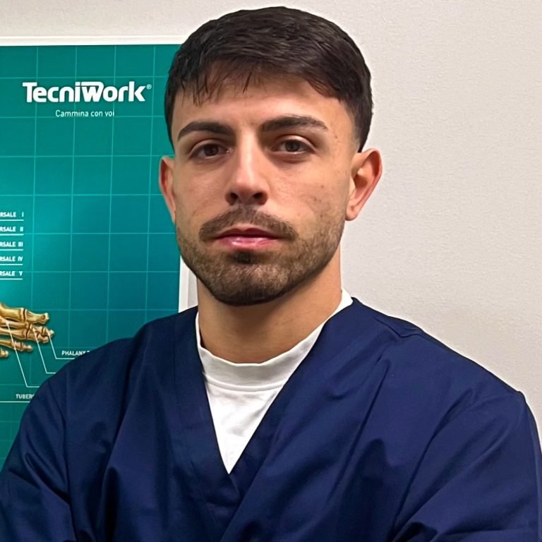 إعادة تأهيل باستخدام العلاجات الفيزيائية واليدوية