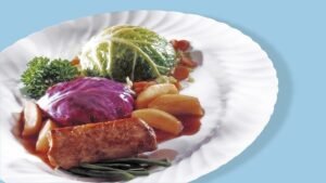 أخصائية أمراض الجهاز الهضمي تنصح بتناول منتجات غذائية مفيدة للمعدة