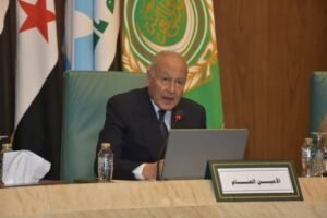 أبو الغيط.. يؤكد الموقف العربي الموحد والرافض لمحاولات تهجير الفلسطينيين من أرضهم
