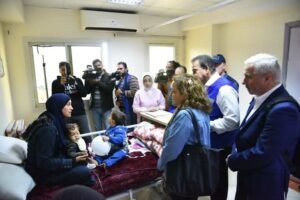 ممثلي جامعة الدول العربية وبرلمان الاتحاد الأوروبي بمستشفى العريش