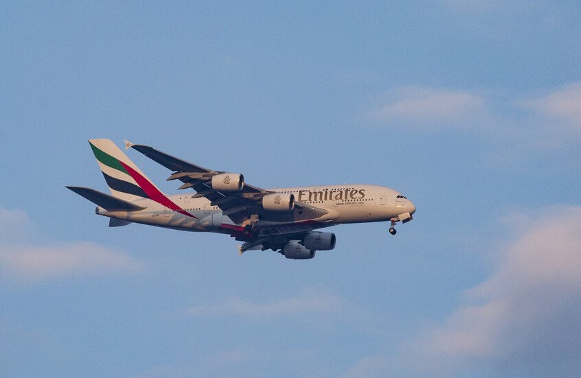 الإمارات ترسل فريقا إغاثيا إلى ميانمار