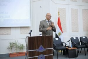 محافظا القليوبية ودمياط ورئيس جامعة بنها يفتتحون ملتقى التوظيف والتطوير المهني الأول بالعبور