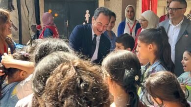 سفير فرنسا: تسليم حوالي 9 أطنان مستلزمات طبية لـ "الصحة" دعماً لجهود توفير الرعاية للفلسطينيين القادمين من غزة