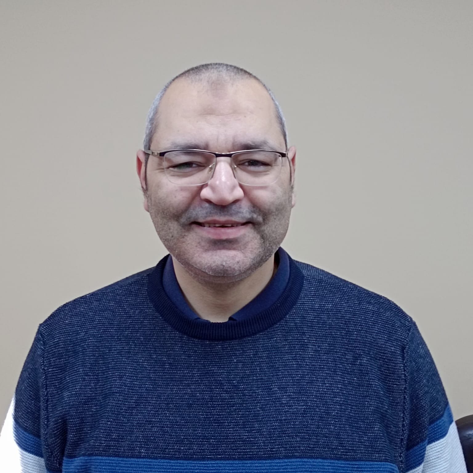 أحمد سلامة التهامي.. يكتب "مراهق الأمس"