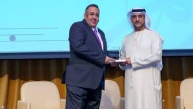 تكريم الناشر المصري محمد عبدالمنعم الأمين العام لاتحاد الناشرين المصريين في ابو ظبي