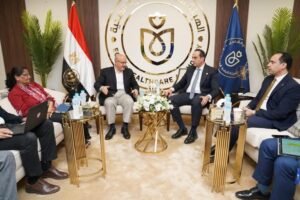 رئيس الرعاية الصحية يلتقي ممثل منظمة الصحة العالمية في مصرتطوير منظومة الرعاية الصحية
