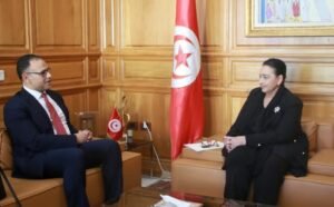 سفير مصر لدى تونس ووزيرة الثقافة التونسية يبحثان أنشطة التعاون الثقافي المقترحة خلال العام الجاري