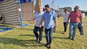 "د.عبد الوكيل يتفقد أعمال الجمعية العمومية غير العادية لنادي الشمس الرياضى"

