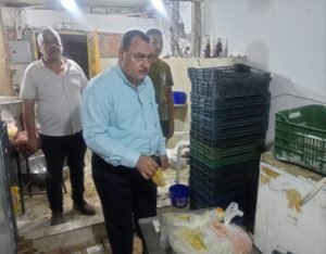 تموين دمياط يضبط مصنعات لحوم وهياكل دواجن غير صالحة للاستهلاك الآدمي
