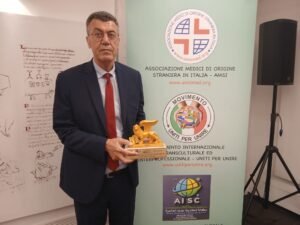 البروفيسور فؤاد عودة باسم الرابطة الطبية الأوروبية الشرق أوسطية يشكر جميع ممثلي الرابطة