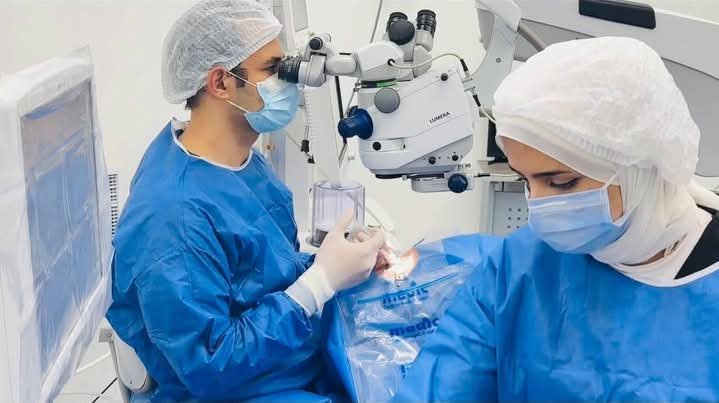 الرعاية الصحية: إنقاذ مريضة من فقدان البصر جراء انفصال شبكي مفاجئ