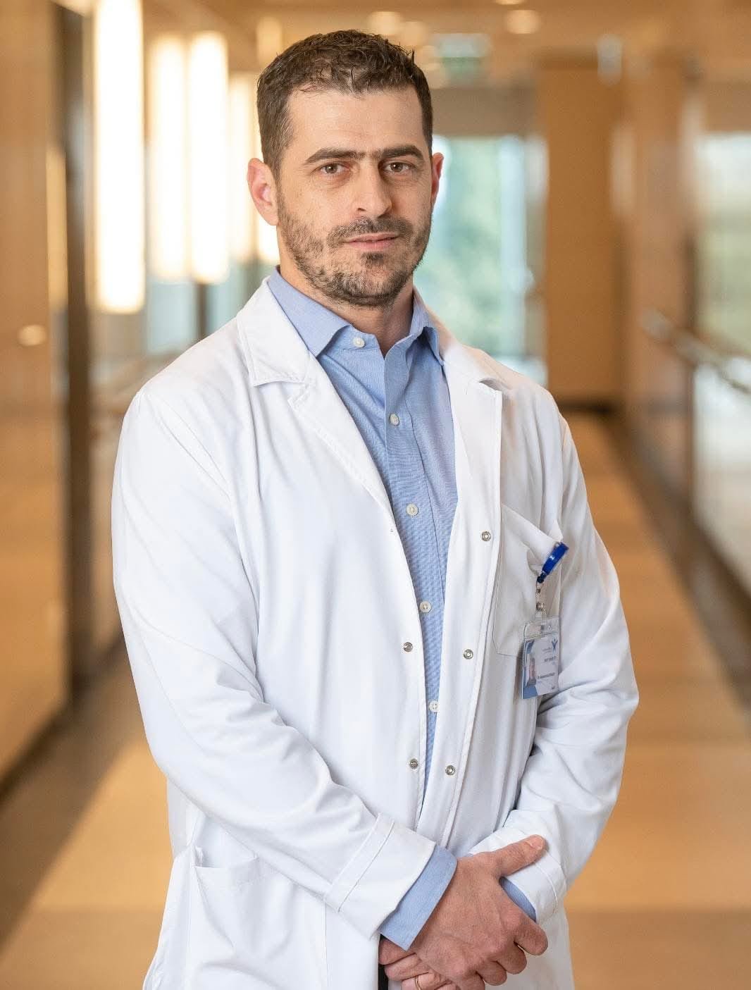 تهاني البروفيسور فؤاد عودة نقيب الأطباء من أصل أجنبي في ايطاليا و رئيس اميم للدكتور محمد ابراهيم خطيب