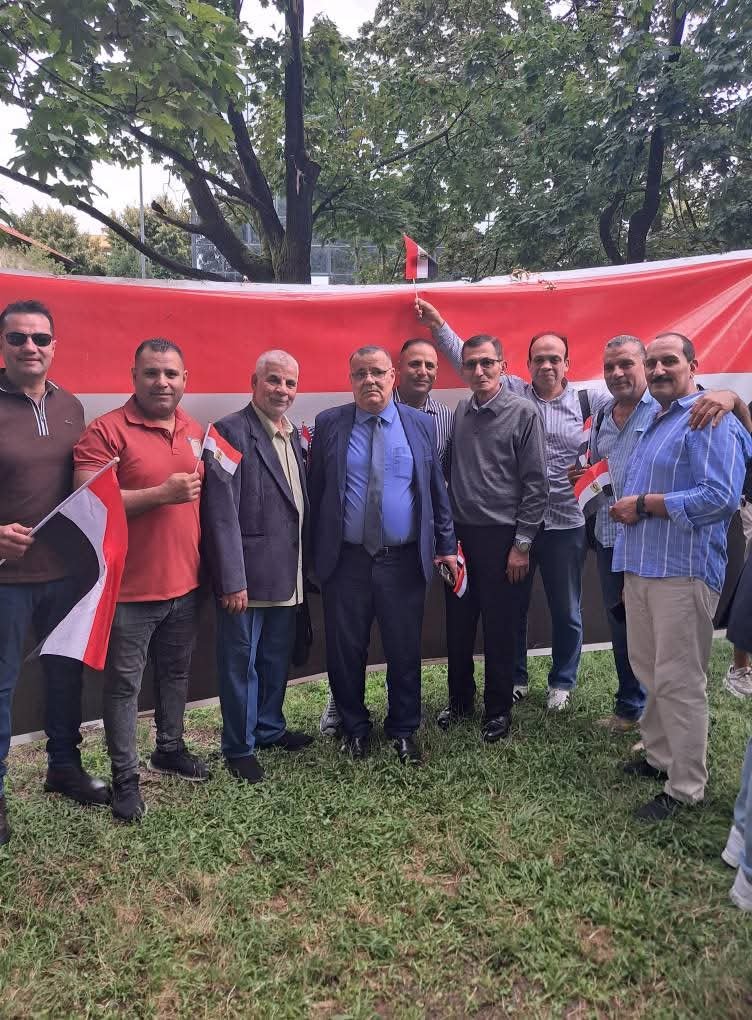 الجالية المصرية بميلانو: لا للتهكم على مصر أو التعدي على سفارات مصر