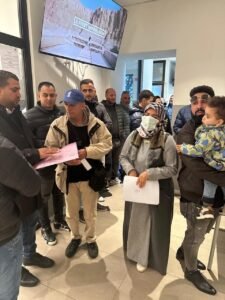 إقبال أبناء الجالية المصرية المقيمين فى شمال إيطاليا للانتخاب خلال المرحلة الأولى