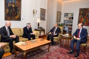 وزير الخارجية يلتقي الرئيس التنفيذي لشركة "سكاتك" النرويجية