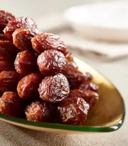 أبرز تقاليع وأنواع التمور مع دخول شهر رمضان: منها محلّى محشي بالكوكيز وآخر مملّح ممزوج بالكاجو