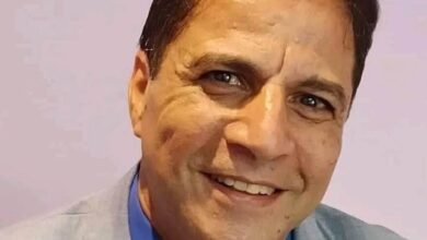 الكاتب الصحفى عبدالنبي عبدالستار