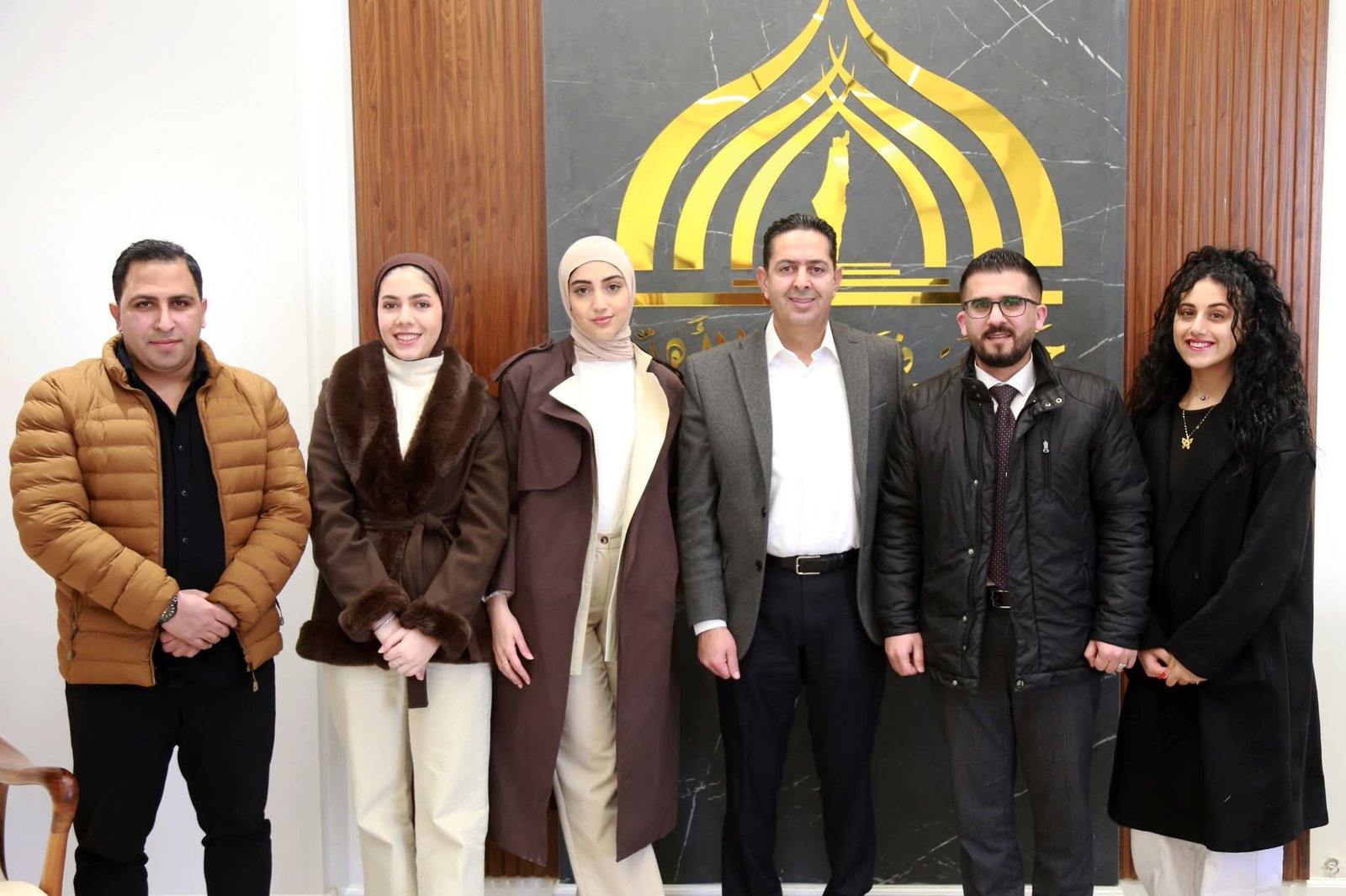 طلبة جامعة فلسطين الأهلية يشاركون في المؤتمر الطلابي السنوي الذكاء الاصطناعي بلا حدود