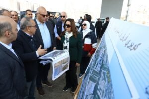 وزيرة التنمية المحلية والبيئة ومحافظ الإسكندرية يتفقدان محاور حيوية بالمحافظة