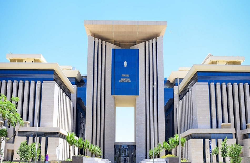 الخارجية تتابع أوضاع الجاليات المصرية في دول الخليج والمشرق العربي وتؤكد استمرار تقديم الدعم القنصلي