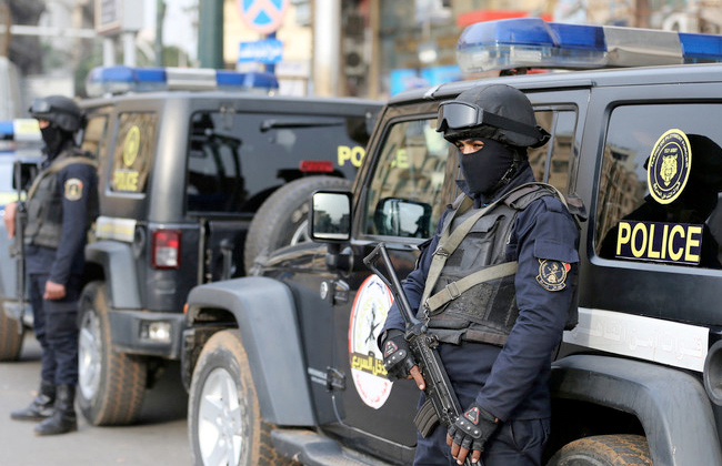 عبر تفجيرات وتضليل إعلامي.. اعترافات الإرهابي علي عبدالونيس تكشف تفاصيل مخطط "حسم الإرهابية" لزعزعة الاستقرار