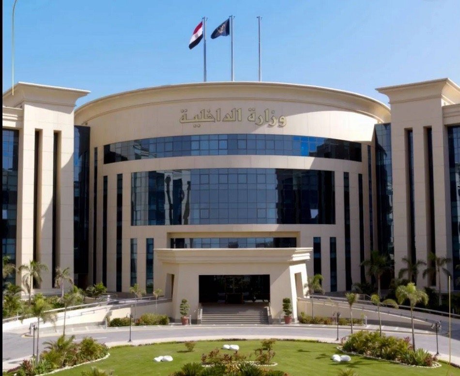 الداخلية تكشف تفاصيل إحباط مخطط إرهابي استهدف الطائرة الرئاسية