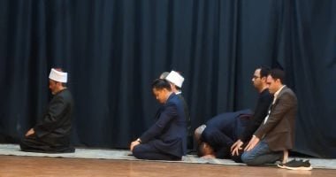 صلاة المغرب جماعة داخل الكنيسة الأسقفية بالزمالك فى أجواء أخوة ومحبة