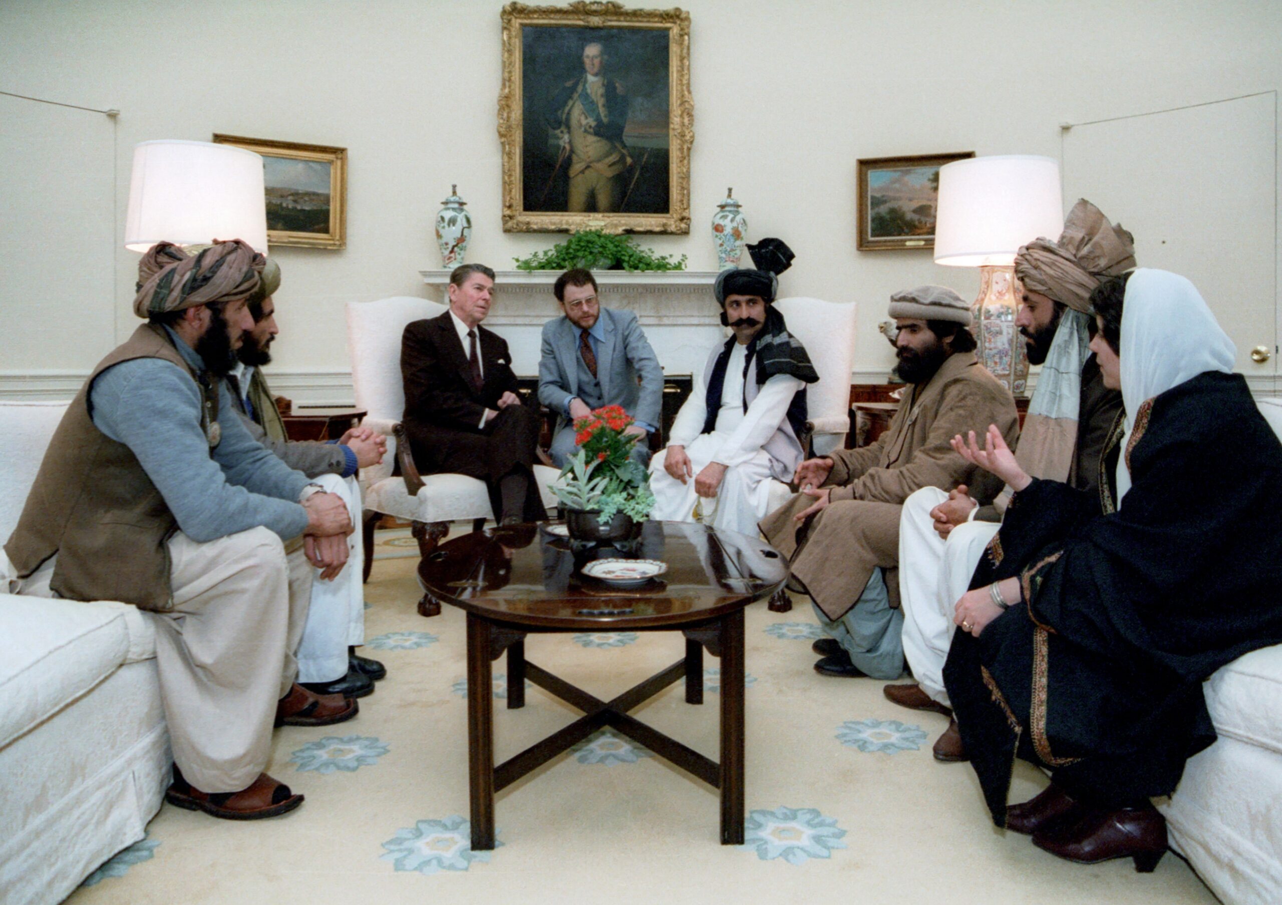 2/2/1983 President Reagan meeting with Afghans agents